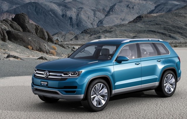 Volkswagen SUV CrossBlue Concept 2013-3.jpg